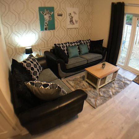 Very Large House, 6 Beds, 4 Bedrooms, 3 Bathrooms, 5 Smart Tv'S & Van Parking Boston Exteriör bild