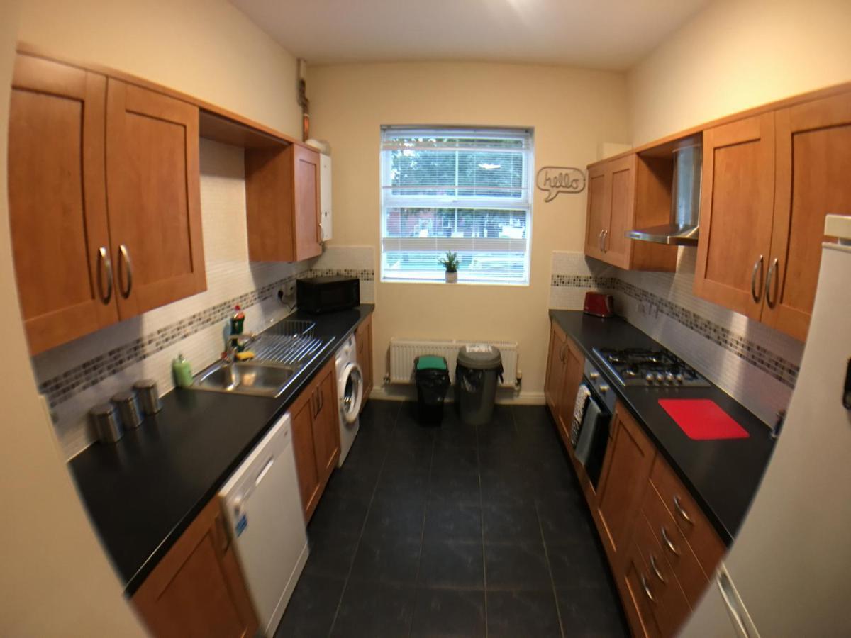Very Large House, 6 Beds, 4 Bedrooms, 3 Bathrooms, 5 Smart Tv'S & Van Parking Boston Exteriör bild