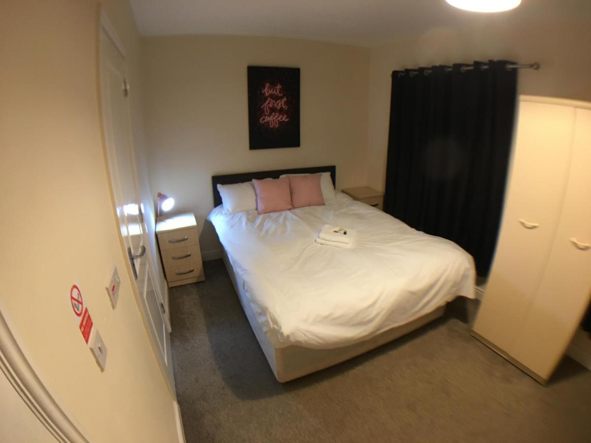 Very Large House, 6 Beds, 4 Bedrooms, 3 Bathrooms, 5 Smart Tv'S & Van Parking Boston Exteriör bild