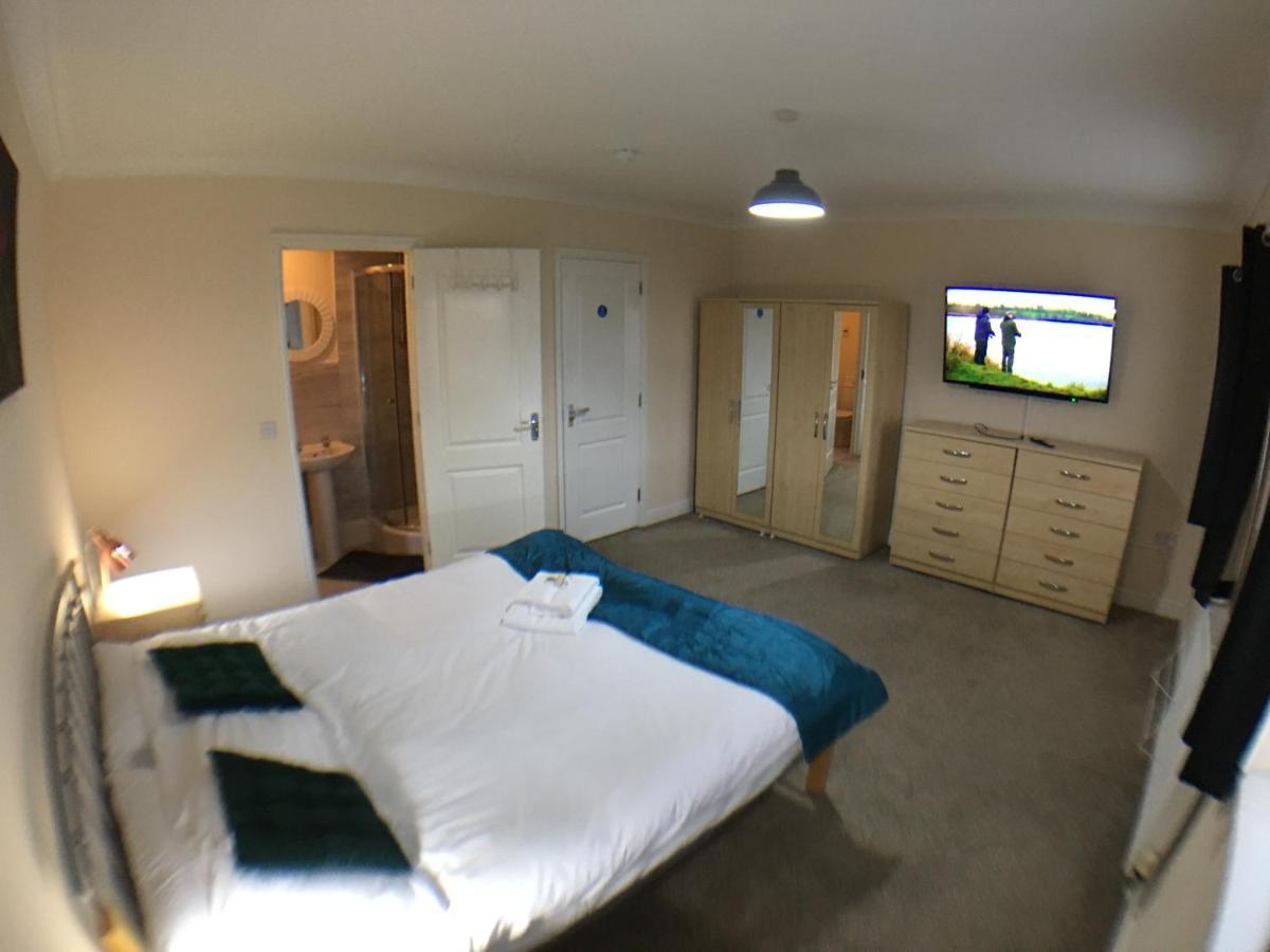 Very Large House, 6 Beds, 4 Bedrooms, 3 Bathrooms, 5 Smart Tv'S & Van Parking Boston Exteriör bild